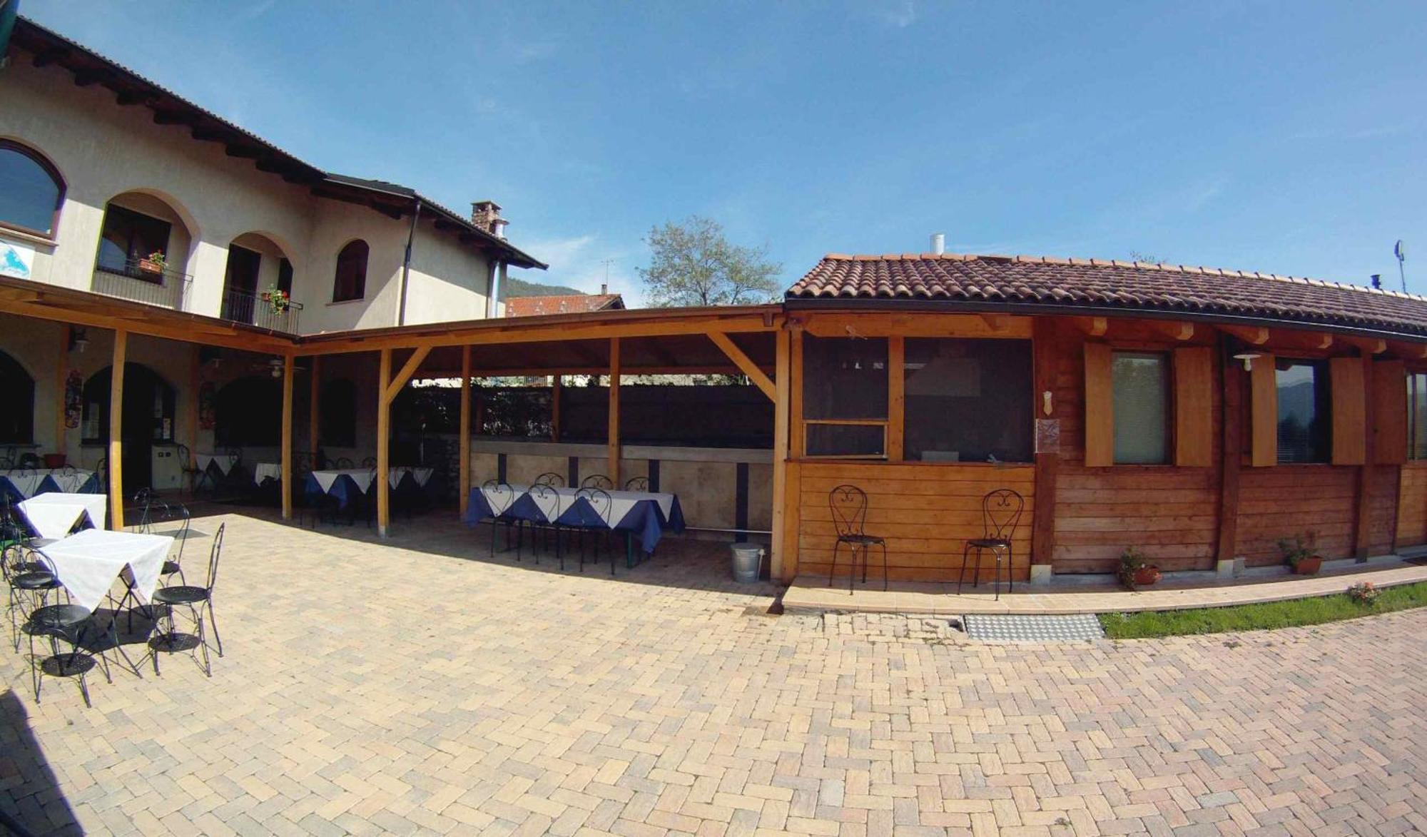 Locanda Dl'Angel Villar San Costanzo Luaran gambar