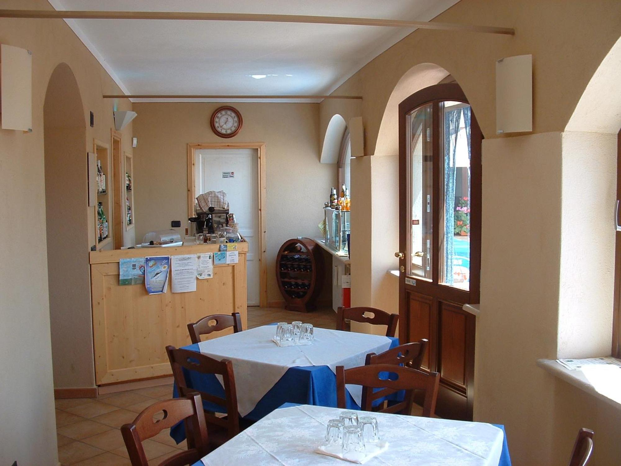Locanda Dl'Angel Villar San Costanzo Luaran gambar